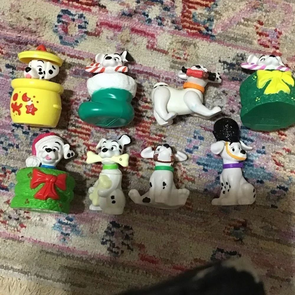 Vintage Disney 101 Dalmatian figurines Christmas